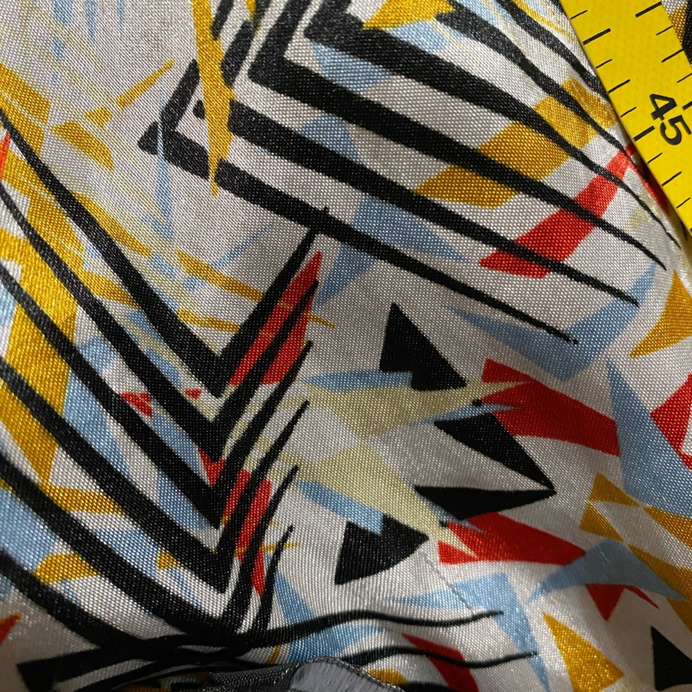 Evolve Colorful Geometric Pattern Scarf Polysilk - Picture 13 of 15